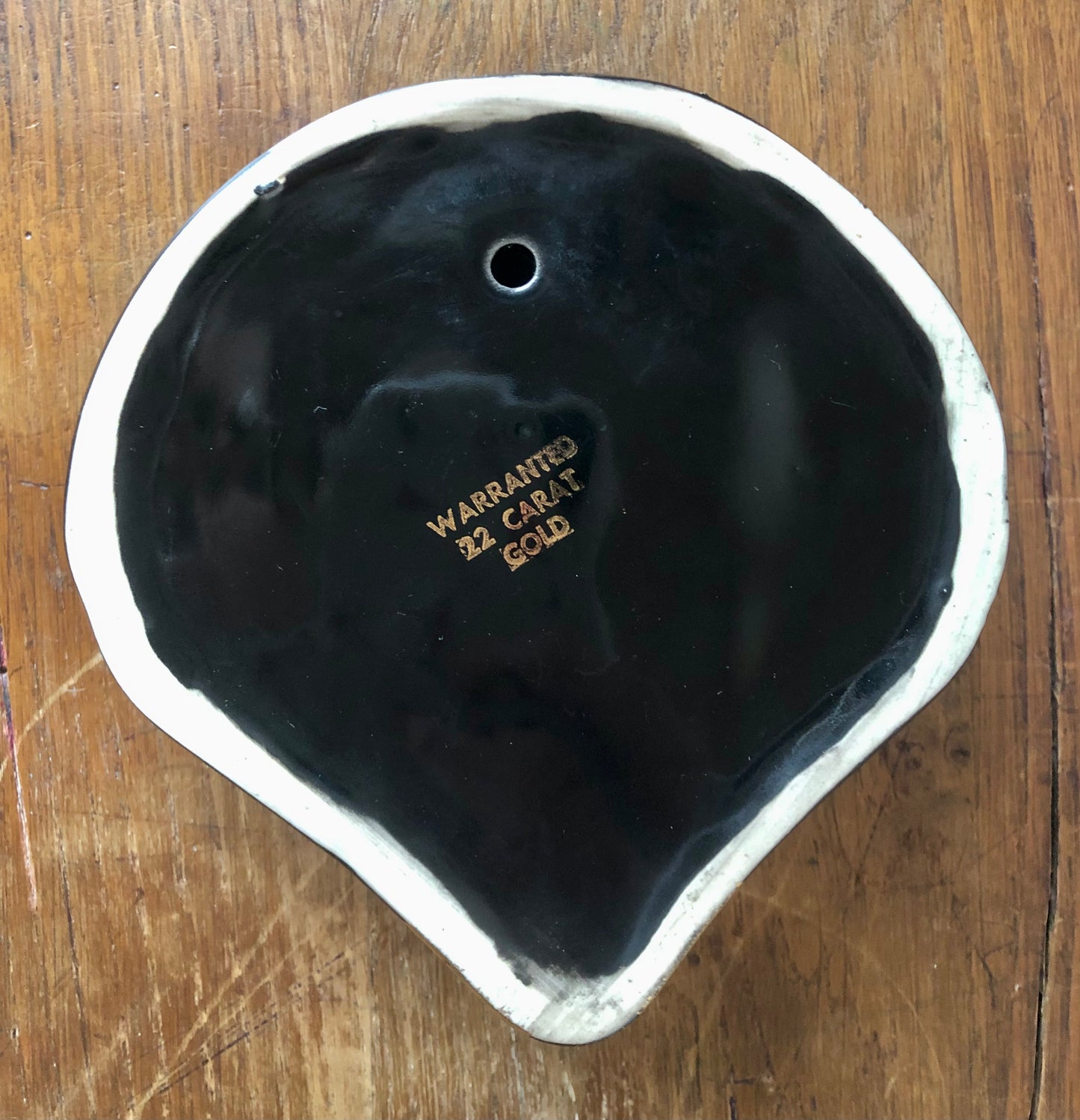 Art Deco Black Shell Wall Pocket Vase with 32 Carat Gold Accents