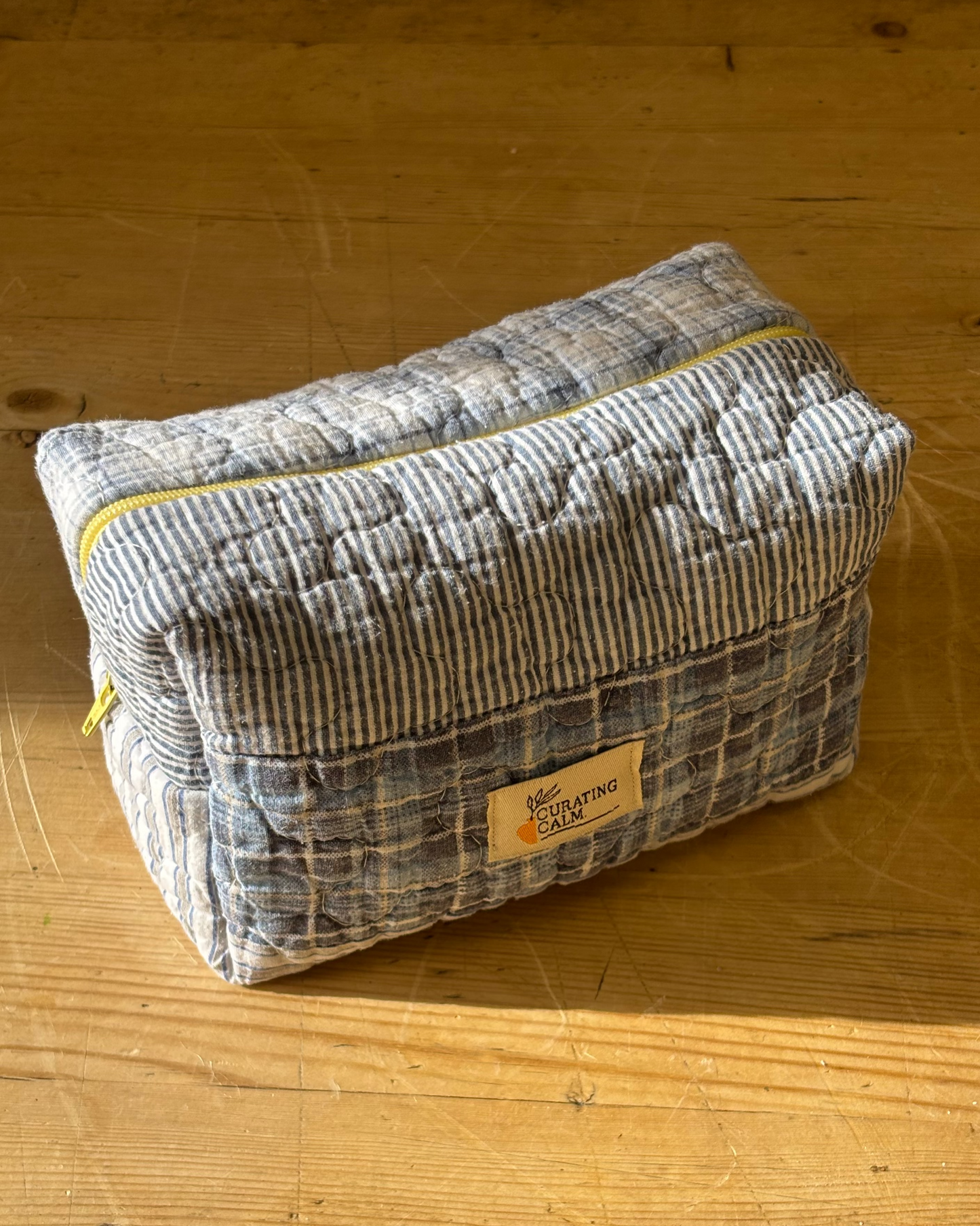 Vintage Quilt Wash Bag 04 – Small