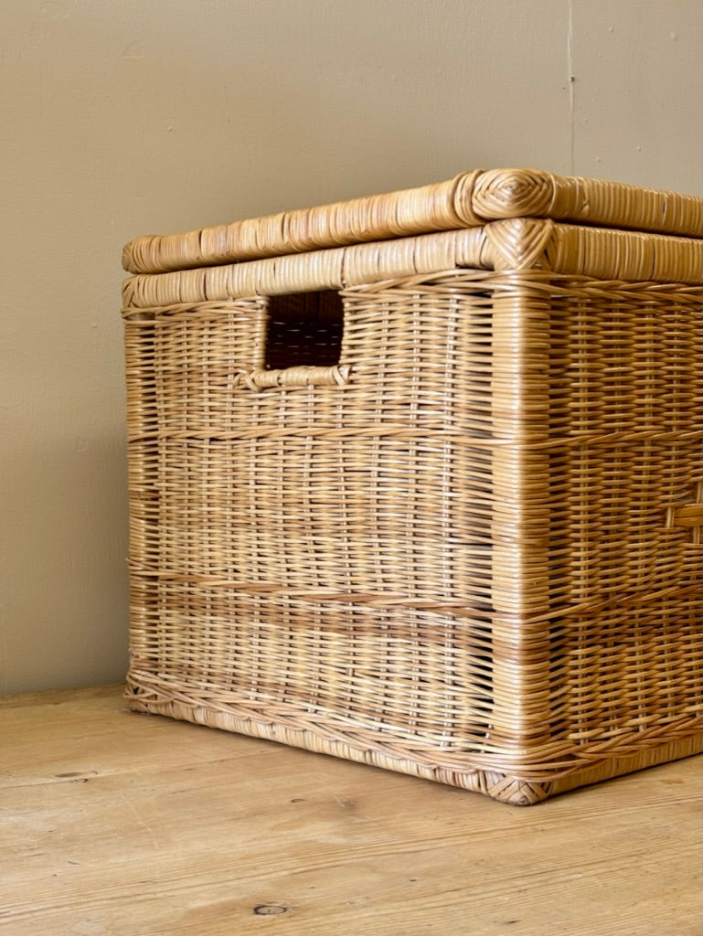Vintage Wicker Storage Trunk / Blanket Box