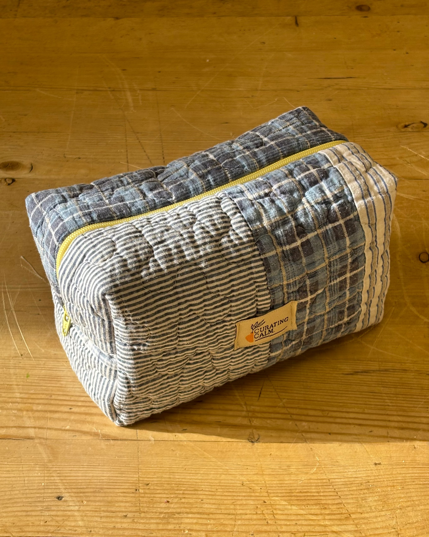 Vintage Quilt Wash Bag 06 – Small