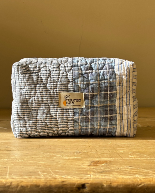 Vintage Quilt Wash Bag 06 – Small