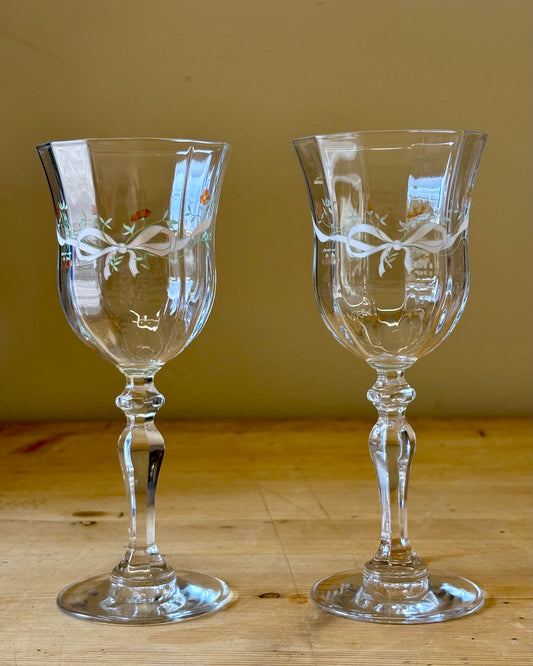 Pair of Vintage Eternal Beau Wine Glasses