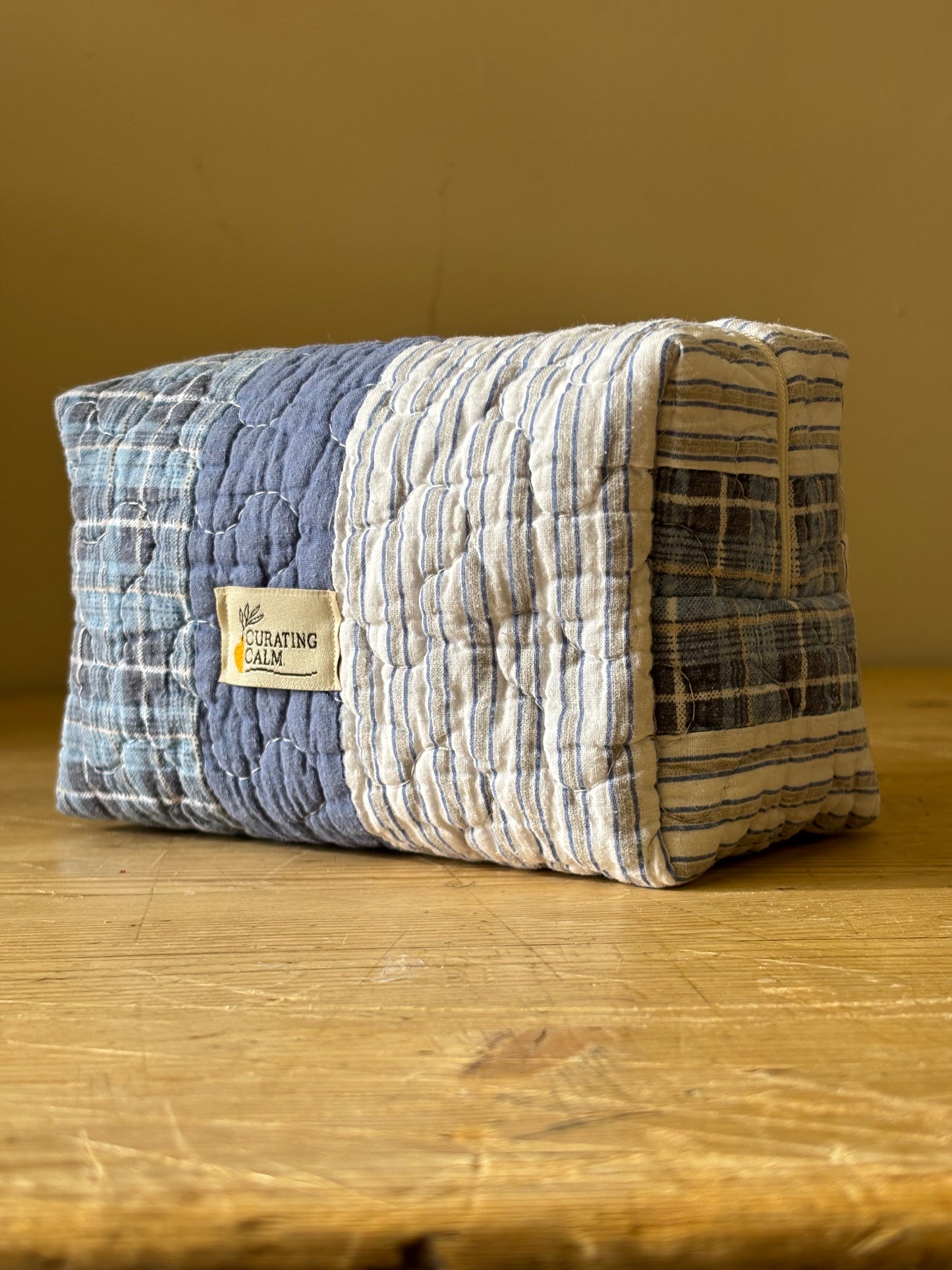 Vintage Quilt Wash Bag 09 – Small
