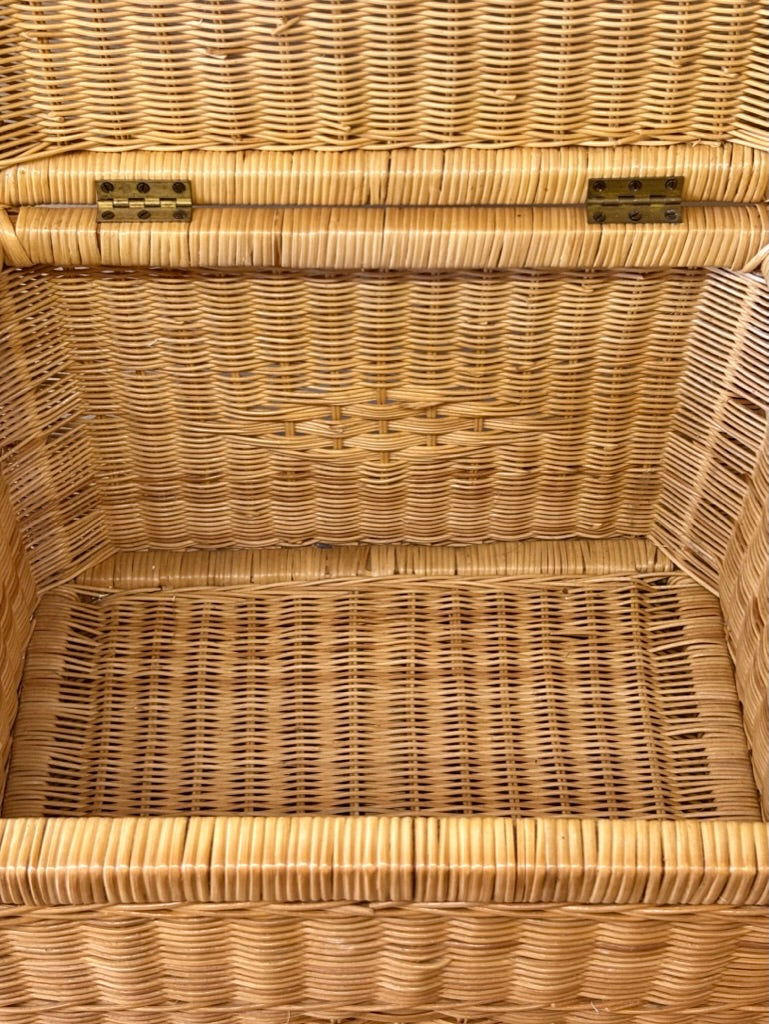 Vintage Wicker Storage Trunk / Blanket Box